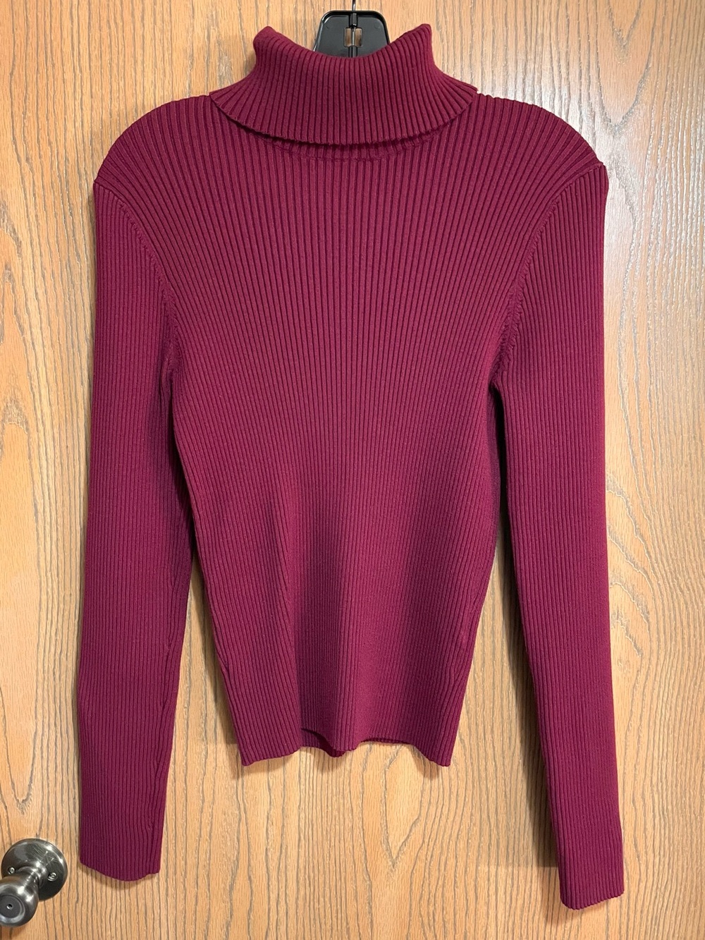 EUC Michael Stars Ribbed Turtleneck Sweater in Red Wine